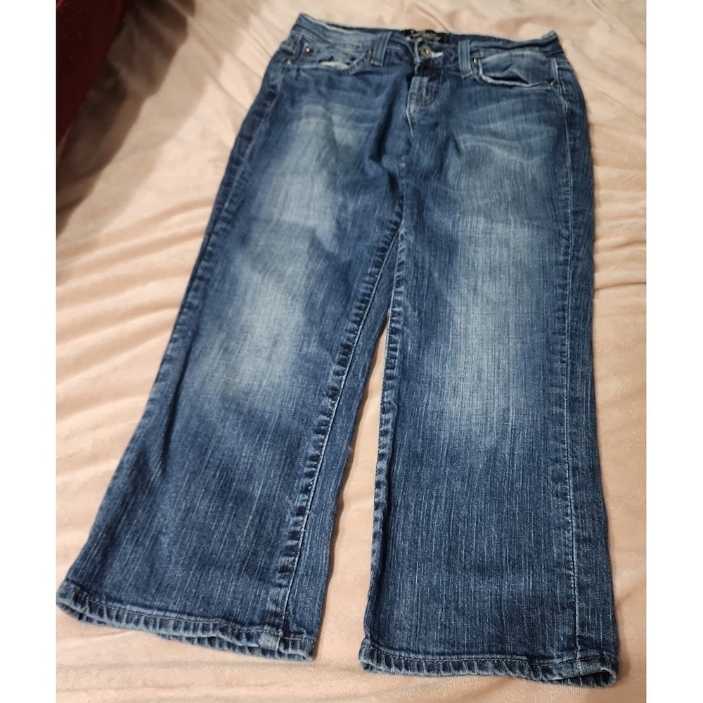 Lucky brand crops